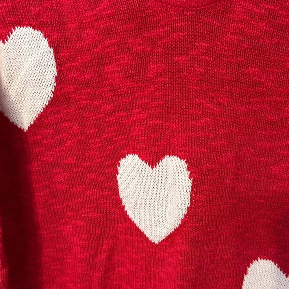 Red Heart Pattern Sweater - Picture 2 of 5